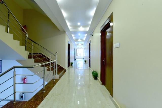 مايالي Hotel Bodh International المظهر الخارجي الصورة